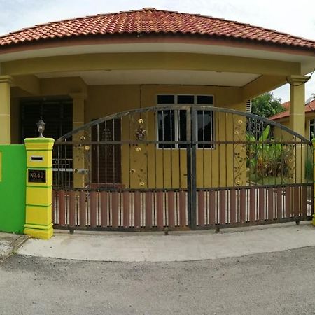 Assyifa Homestay Dungun Buitenkant foto