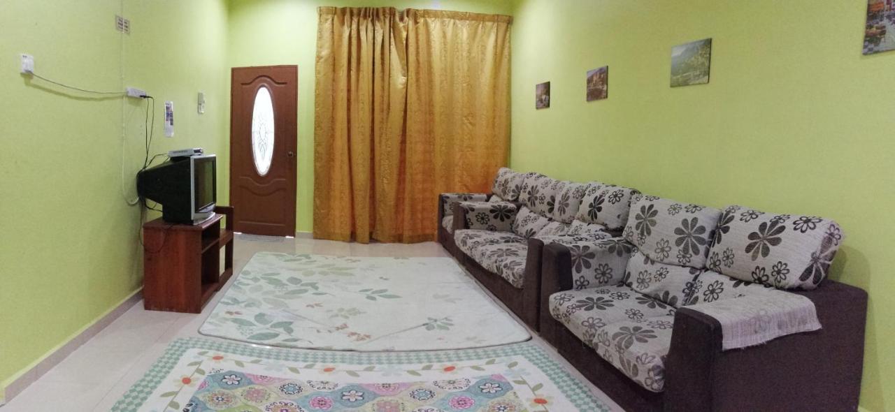 Assyifa Homestay Dungun Buitenkant foto